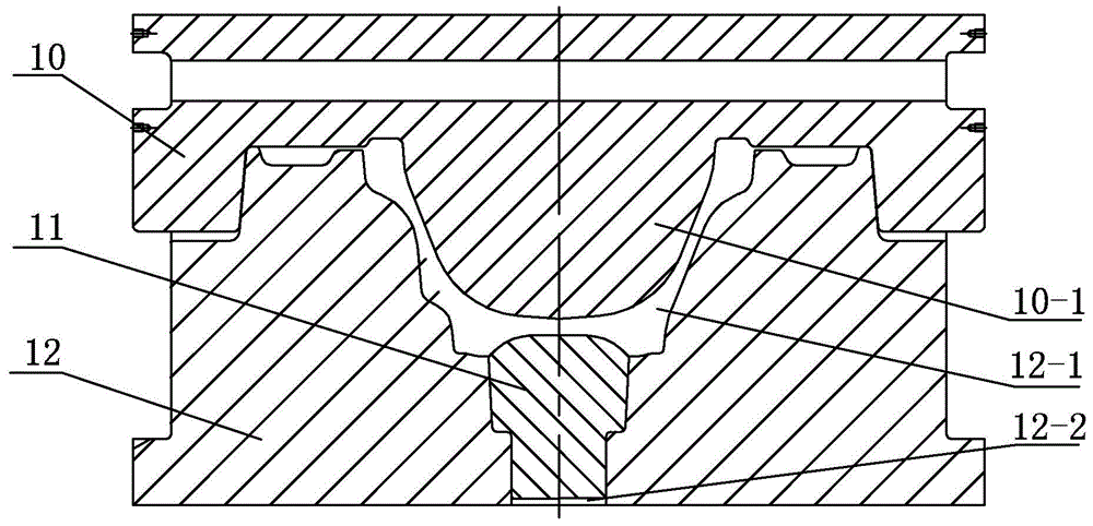 Isothermal forging forming die and method for 7075 aluminum alloy tapered casing