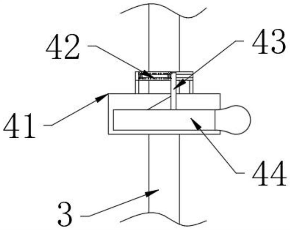 Glue melting tank for health care product production and use method thereof