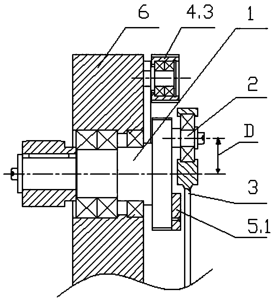 Eccentric balance mechanism