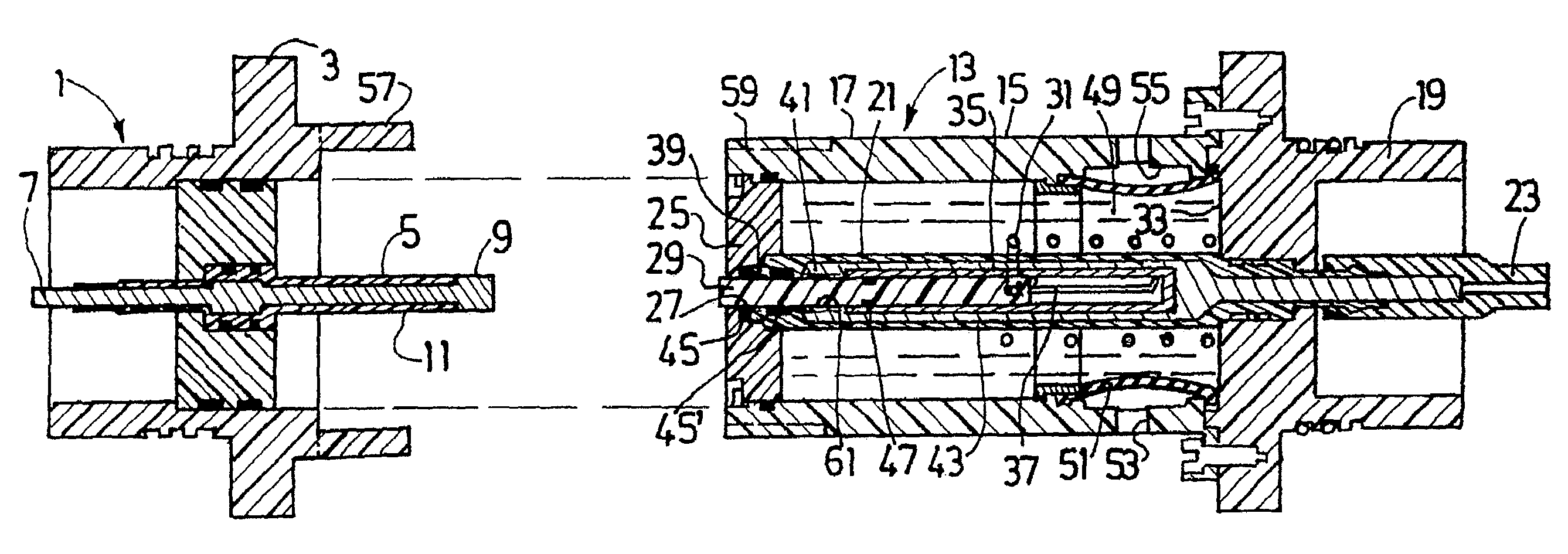 Electrical connector connectable in water or in a liquid medium