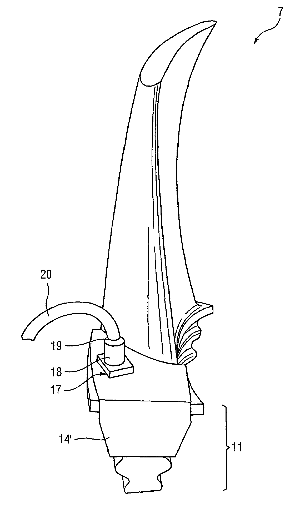 Method and device for determining defects in a turbine blade