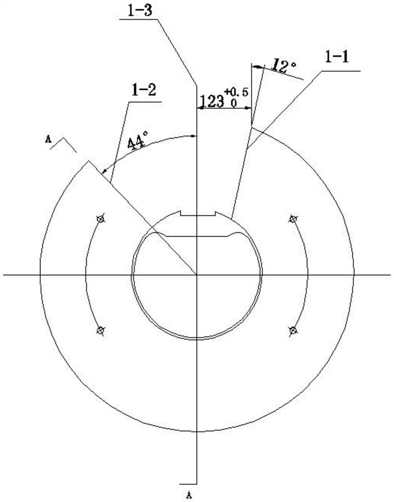 Grinding plate for ultra-fine grinding cyclic machining of steel balls and method for preparing steel balls by using grinding plate