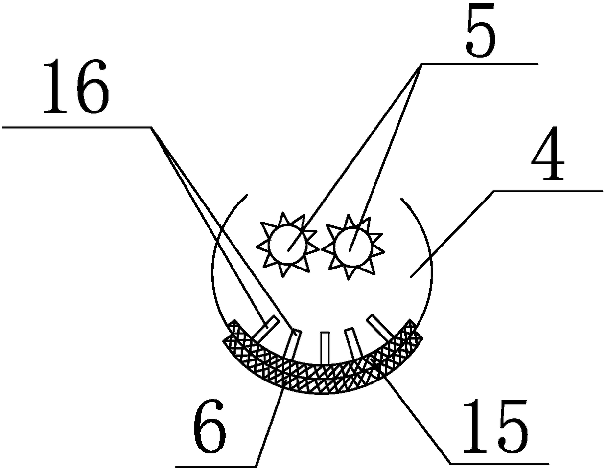 Material-smashing crusher for improving size uniformity