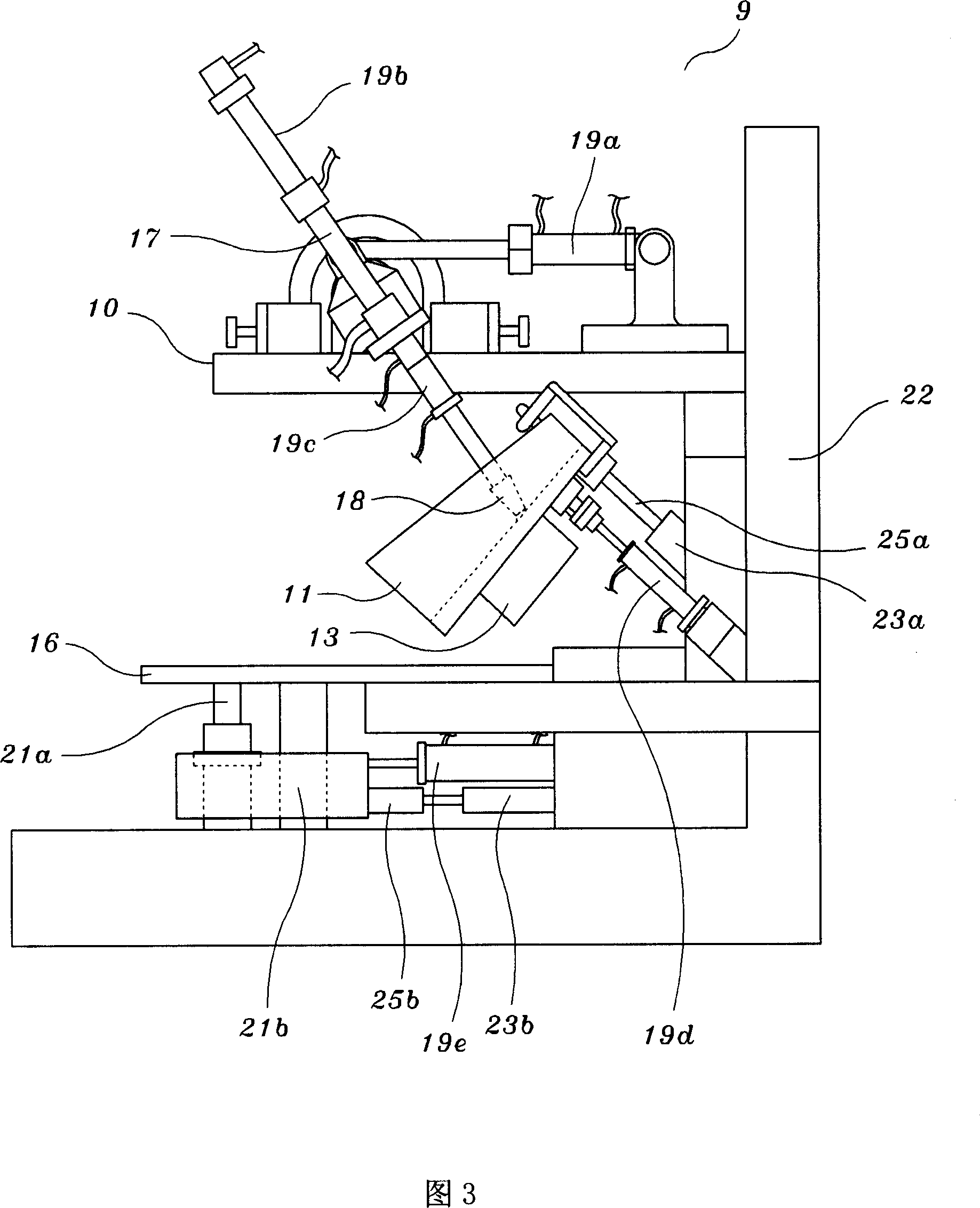 Garment passementerie automatic adherence device