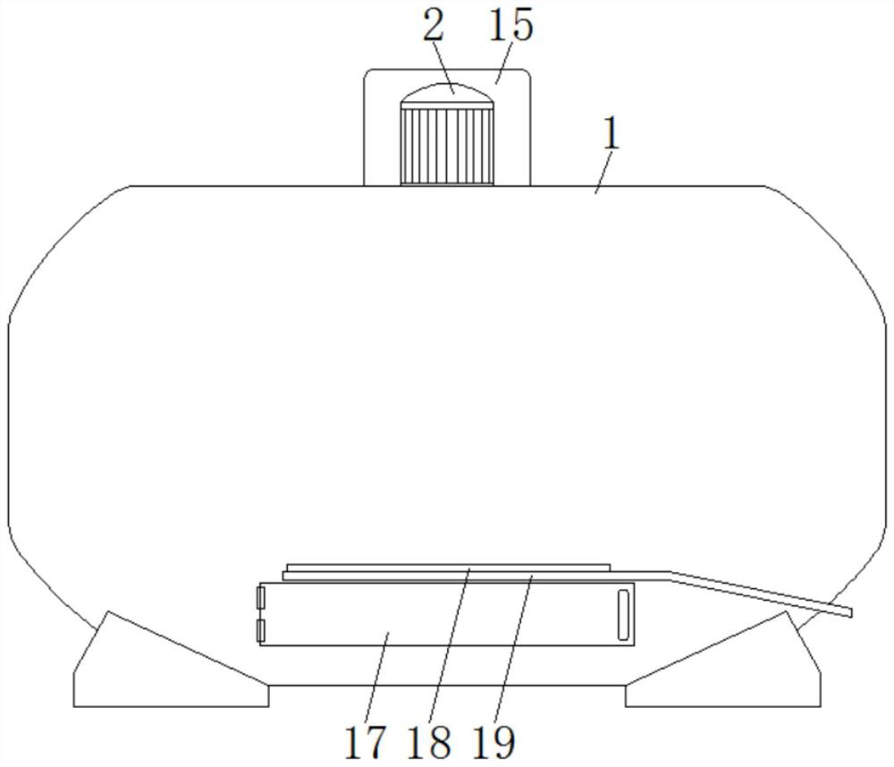 A poppy processing device based on power cracking and repeated turning to promote seed discharge