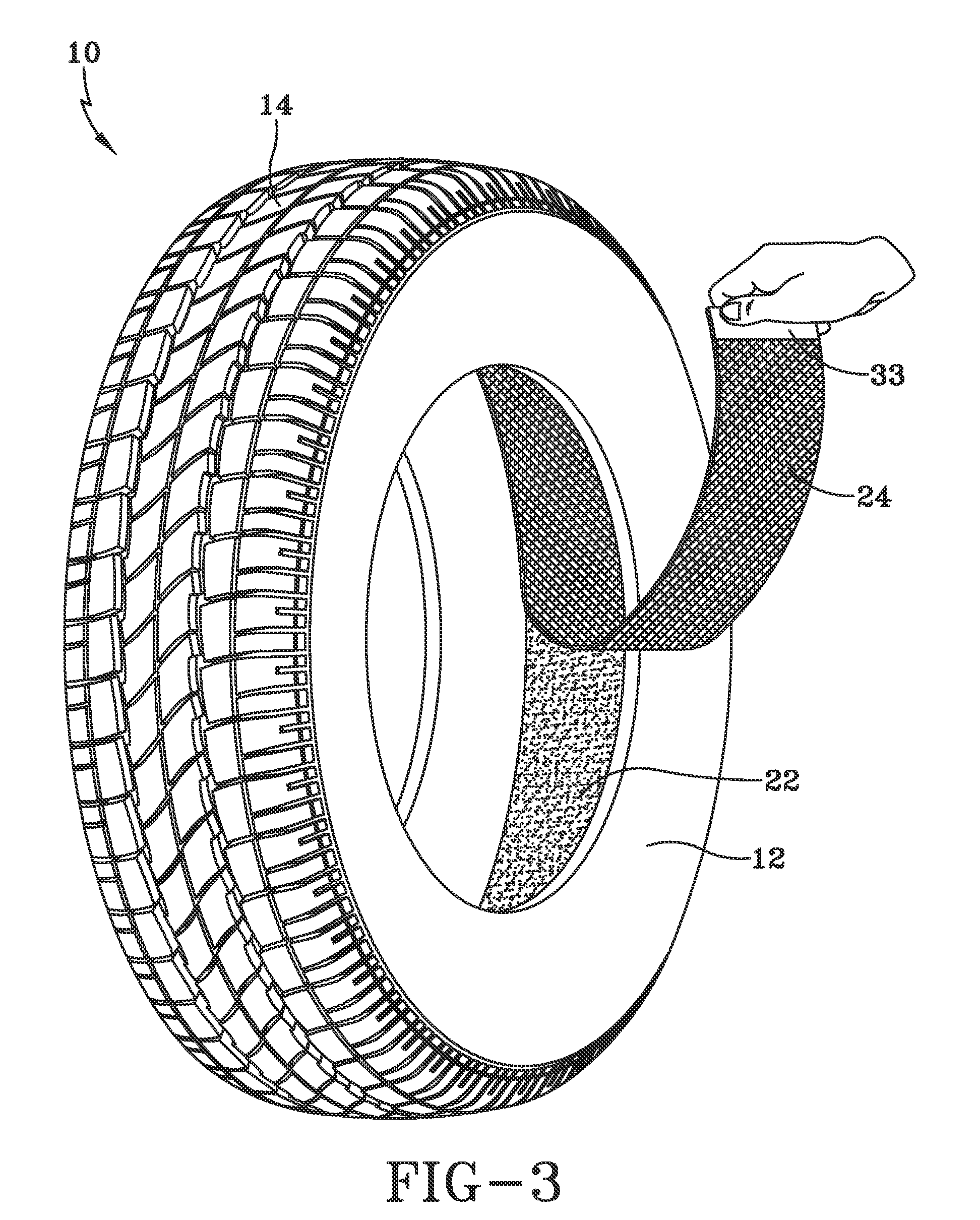 Pneumatic tire having built-In sealant layer and preparation thereof