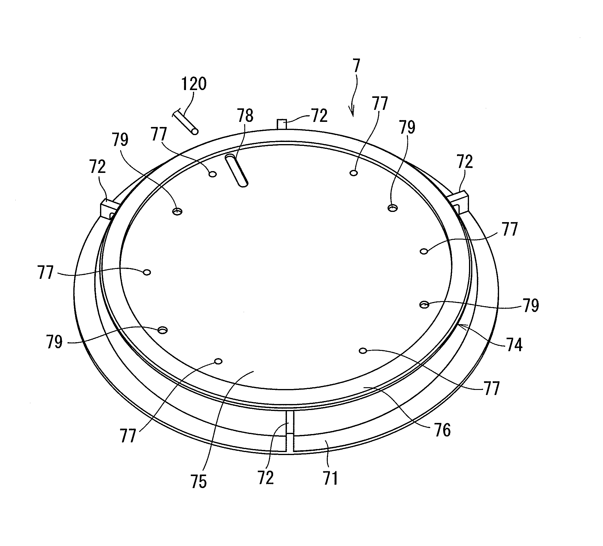 Heat treatment apparatus for heating substrate by irradiation with flash light