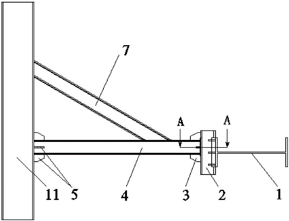 An anti-shaking device for preventing the wall of a flame boiler from shaking