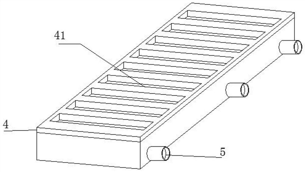 Roadbed slope protection structure for road and bridge engineering