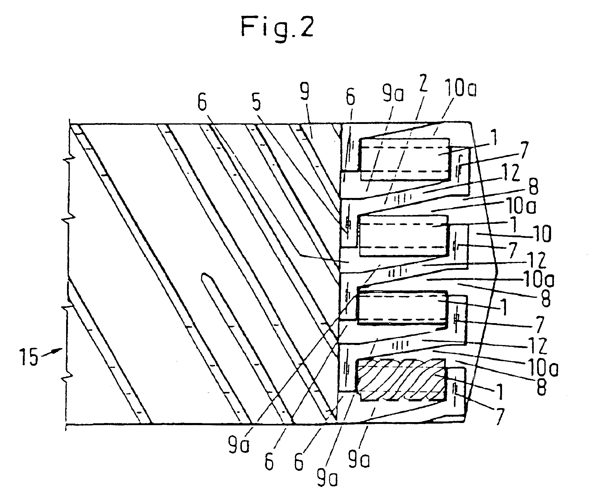 Screw extruder and gear pump arrangement for highly viscous media