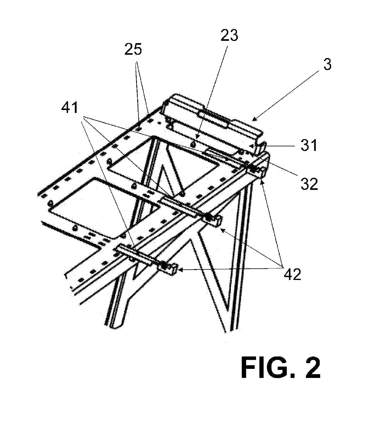 Device for assembling panels