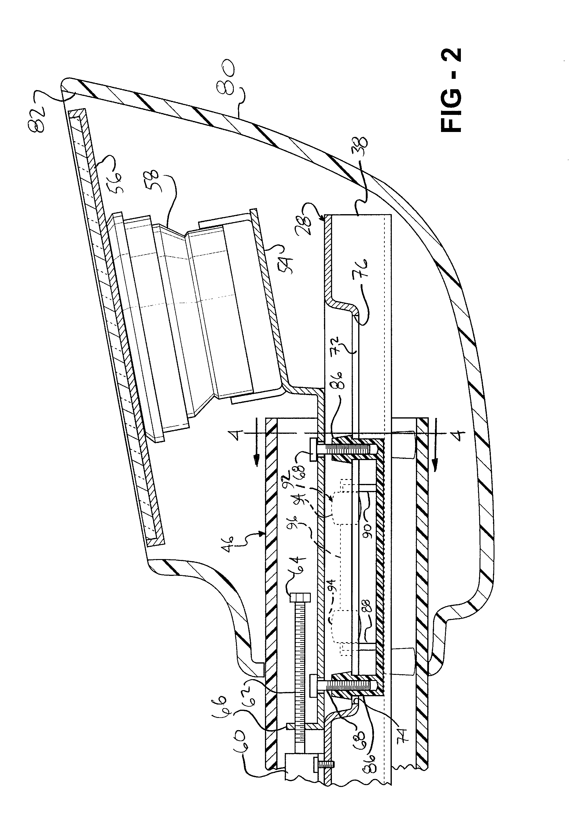 Single arm tow mirror assembly