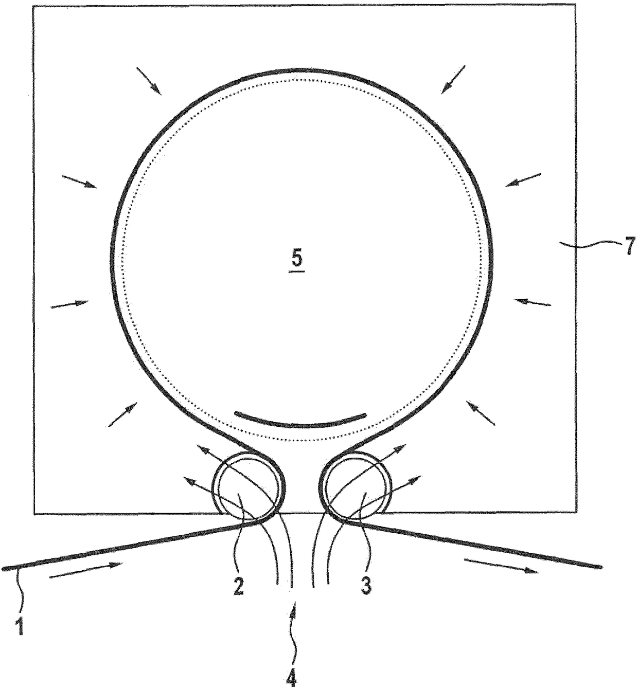 Device and method for thermally treating textile material web