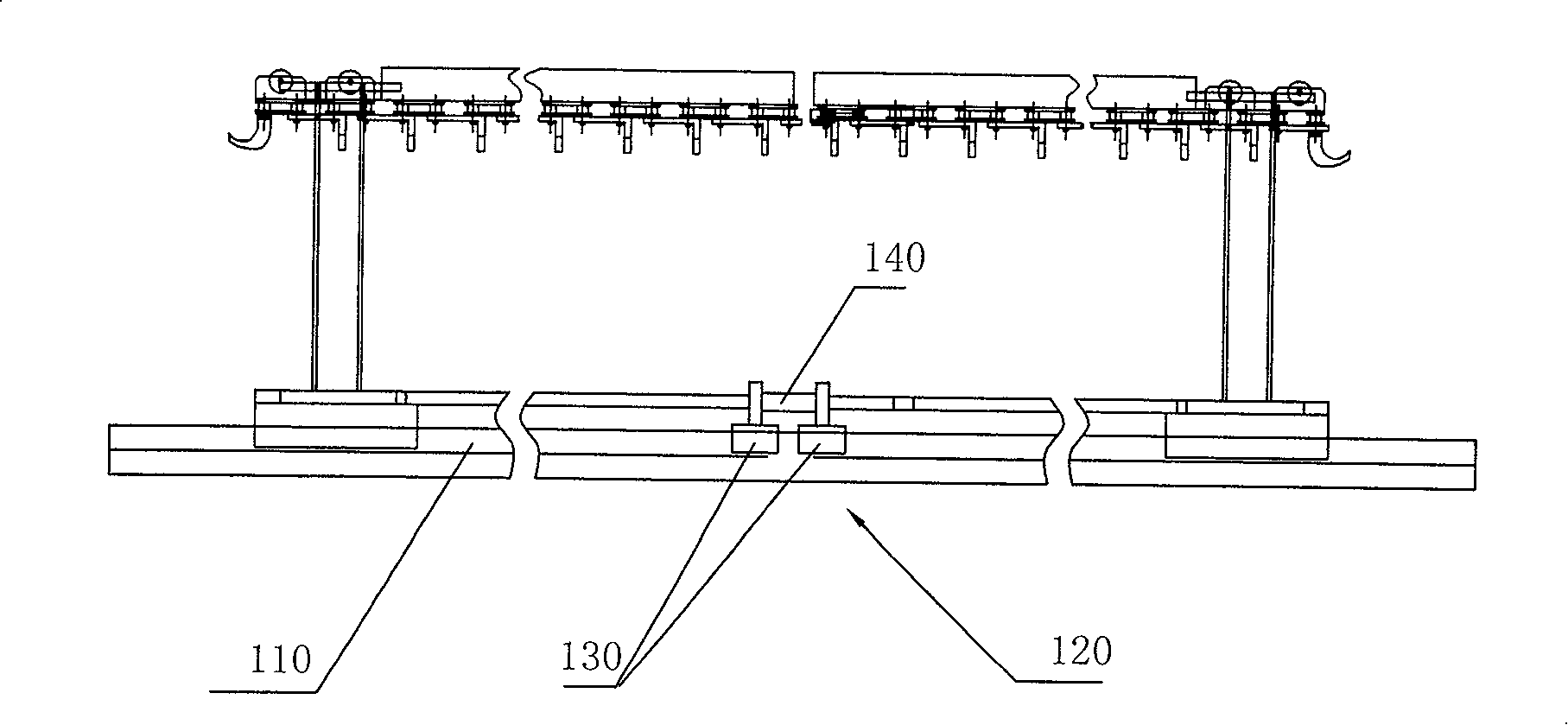 Device and method for continuously producing fluorescent tubes