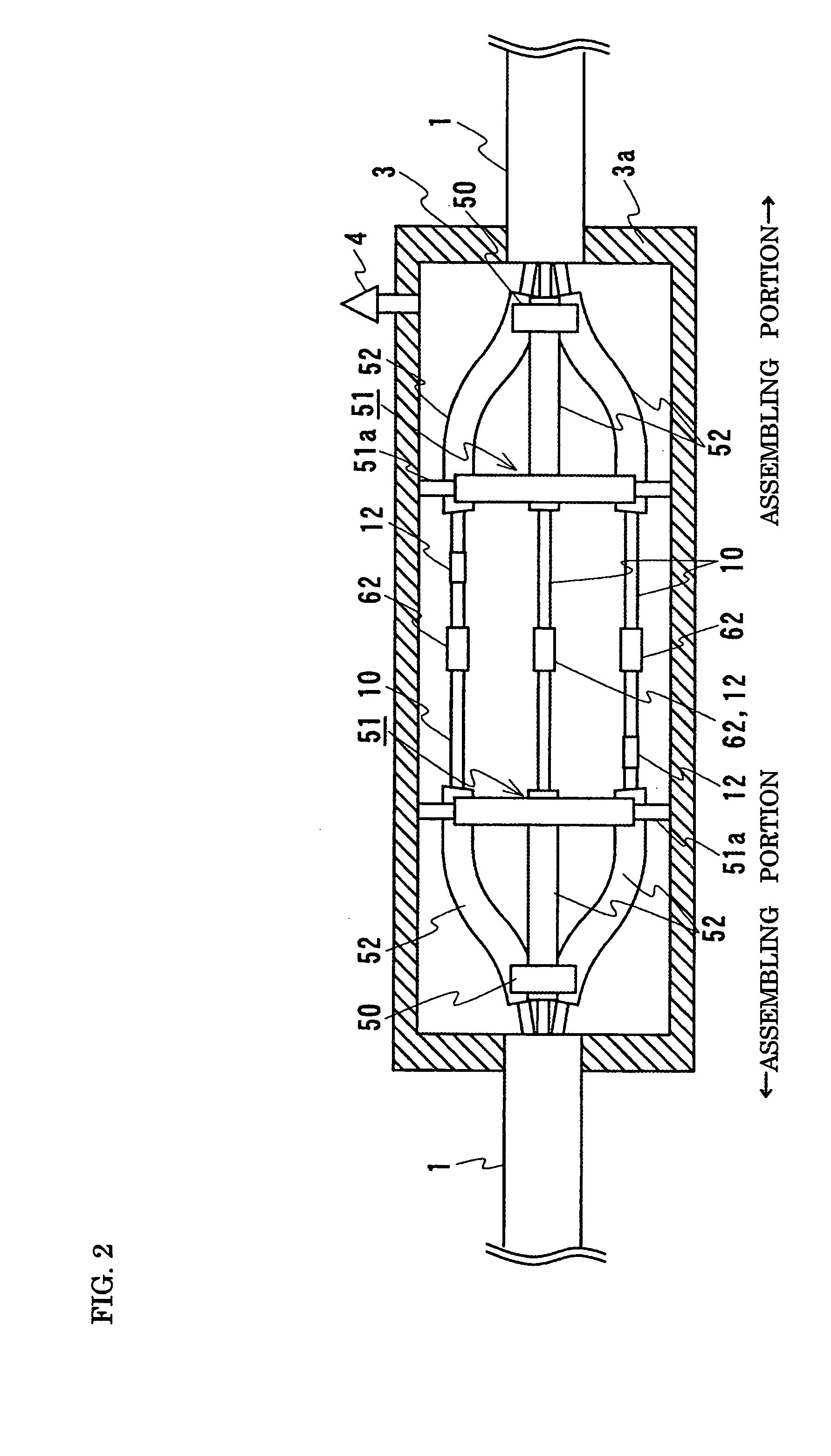 Superconducting cable and superconducting cable line using the same