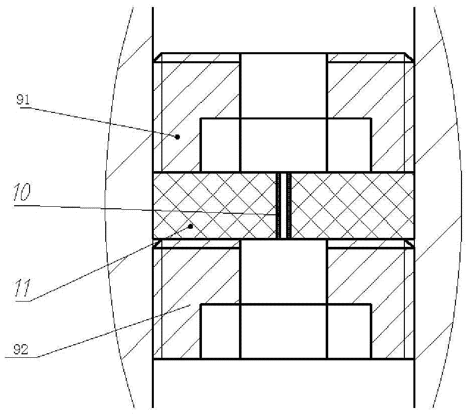 A Liquid Injection and Drainage Online Dynamic Balancing Head Structure for High Rotational Speeds