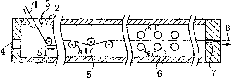 Fiber bundle fuse dipping die head for producing long fiber reinforced plastic and dipping method