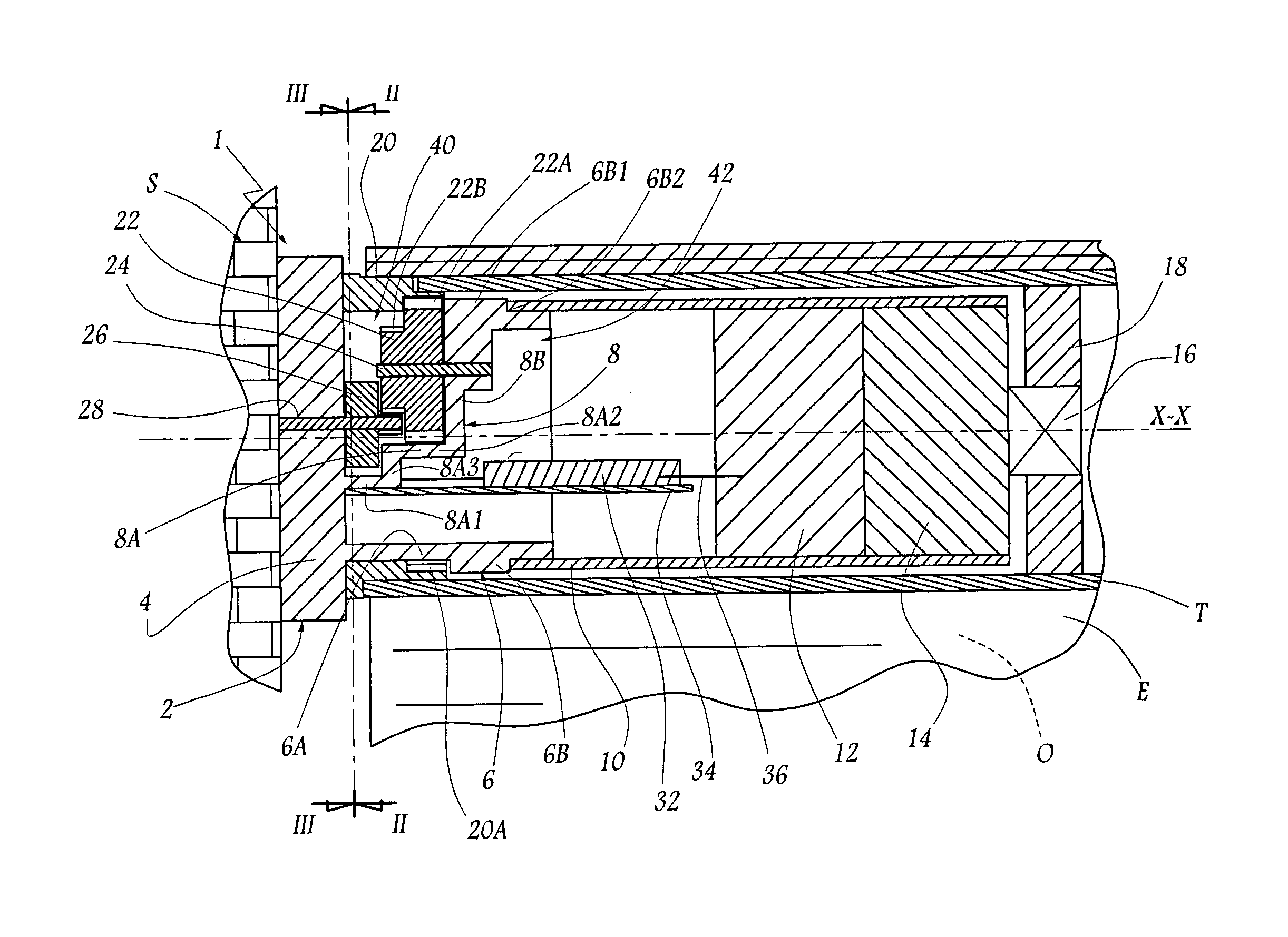 Device for driving a closing or sun-protection screen and installation comprising such a device