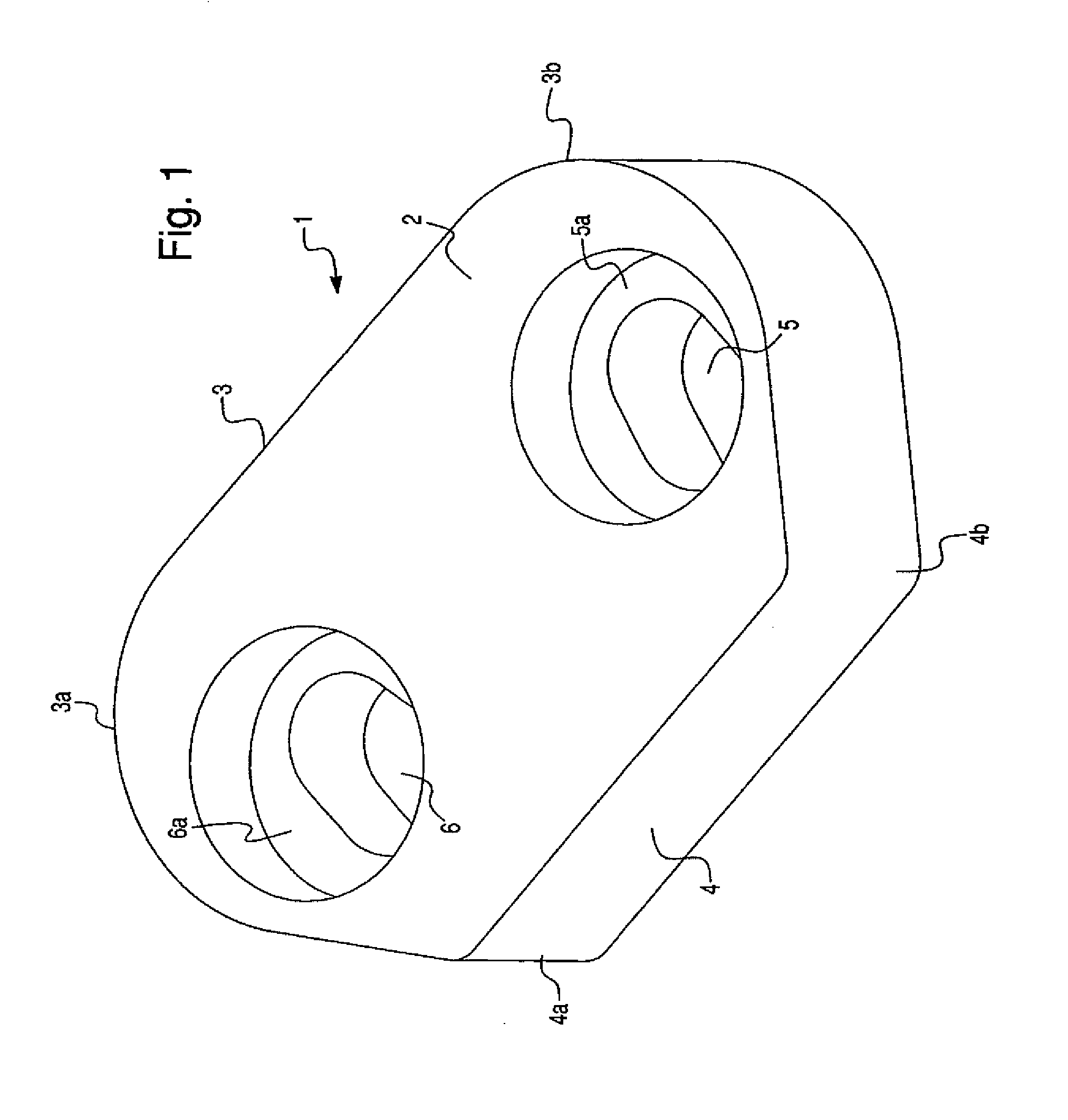 Enclosure member and multi-link conveyor chain