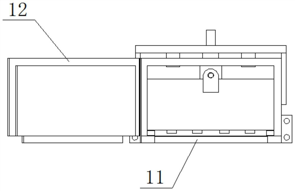 Liftable mounting box