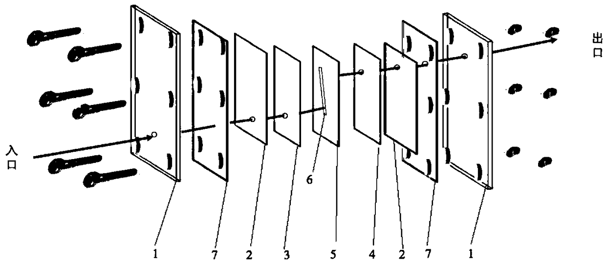 Electrochemical oxidation treatment device and method of low-salt wastewater through micro-fluid reactor