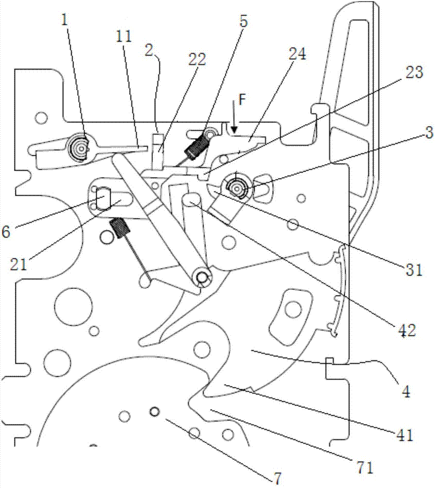 Operation mechanism used by opening and closing releasing units in common and frame circuit breaker