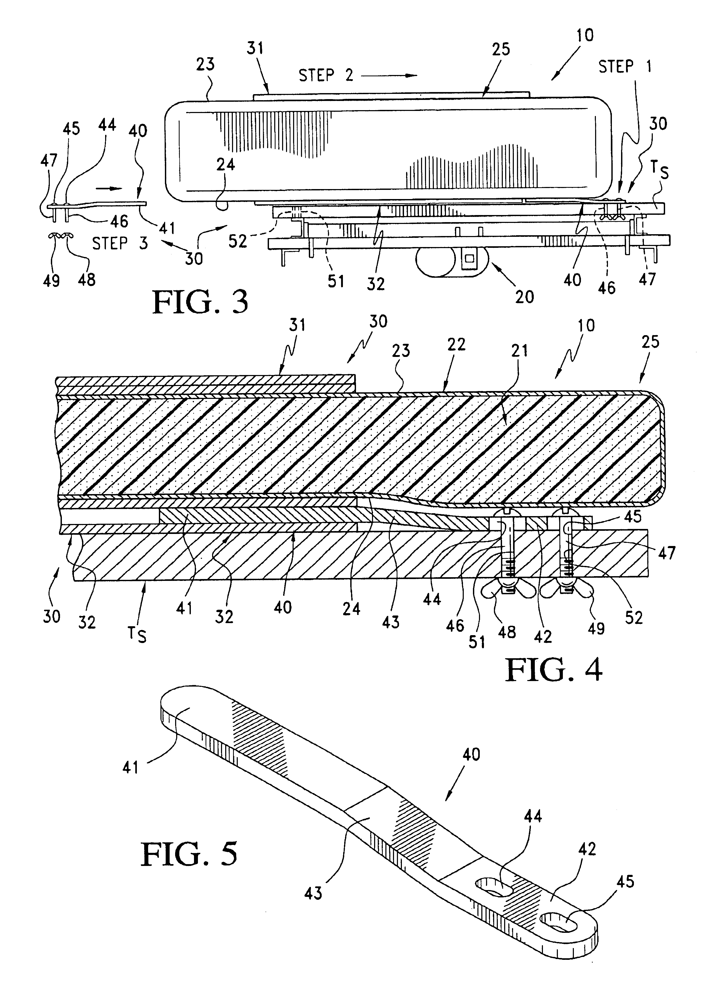 Adjustable bed mattress clip