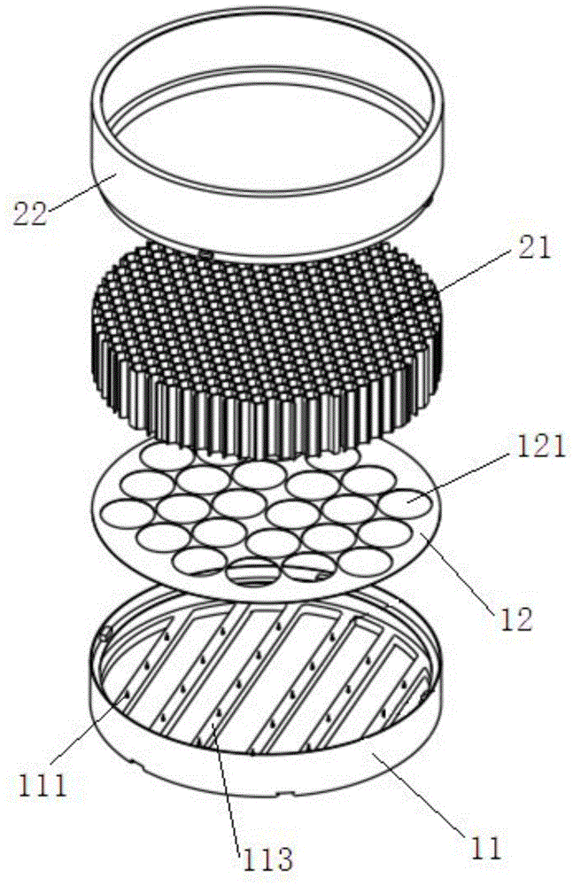 Low-ozone electrostatic equipment and indoor air purifier applying same