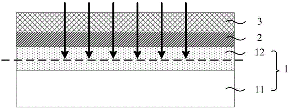 Method of preparing GOI at low temperature by microwave annealing technology