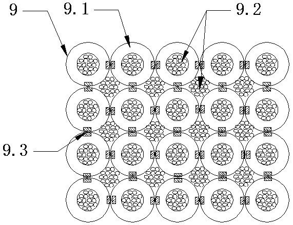 Anti-seismic earth-retaining wall suitable for microearthquake region as well as construction method thereof