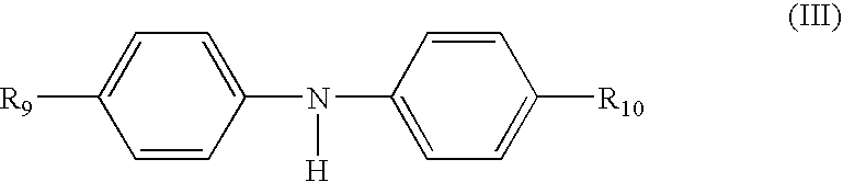 Apparel articles including white polyurethane foams that exhibit a reduction in propensity for discoloring