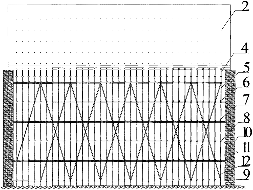 Fastener type steel pipe scaffold framework support applicable to steel reinforced concrete beam