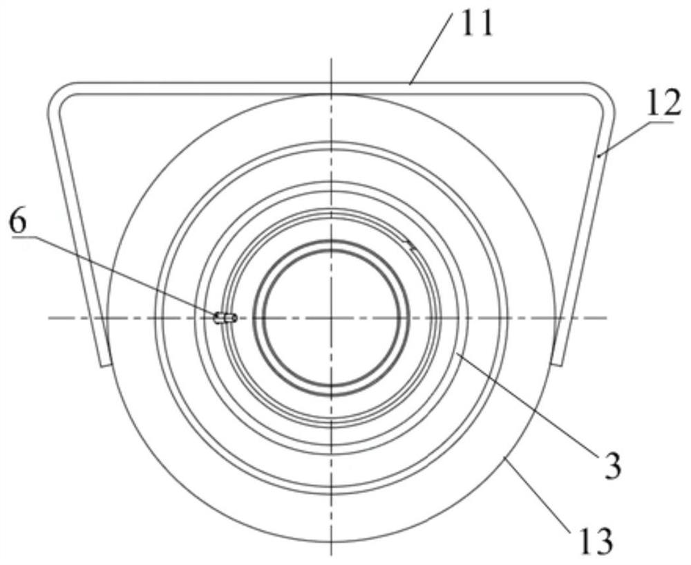 Air bag type intermediate supporting device for transmission shaft of commercial vehicle, assembling method and using method