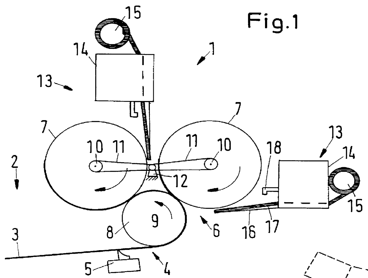 Reel slitting device and method