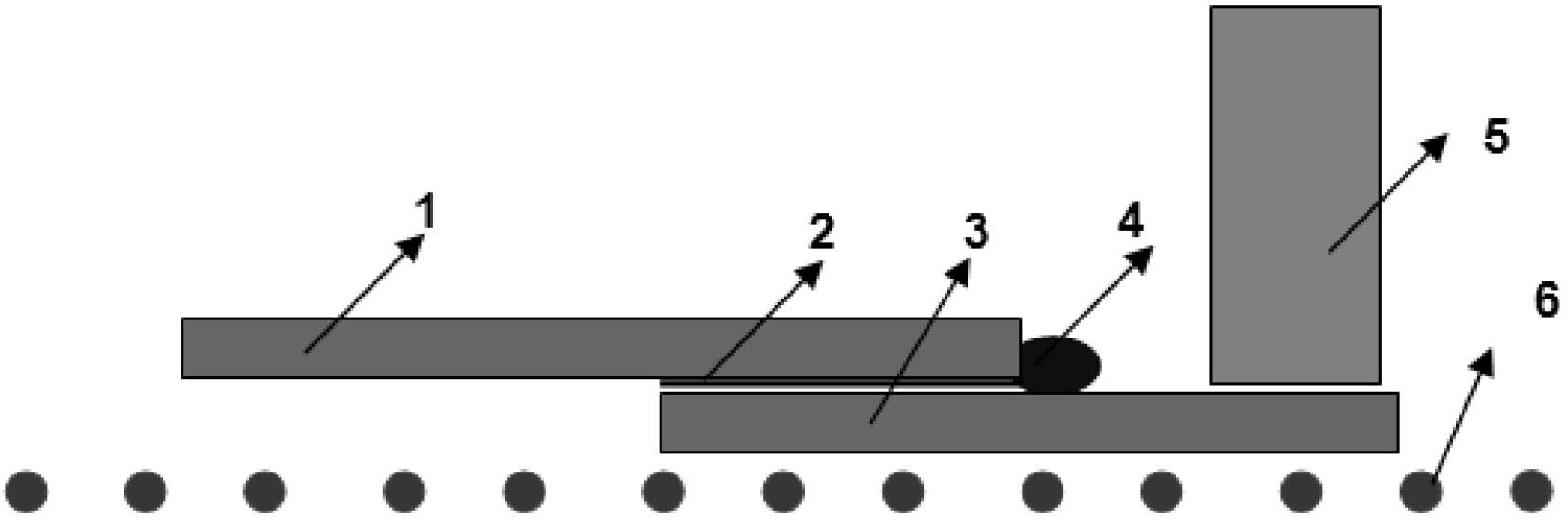 Ultrasonic brazing method for high-volume-fraction silicon carbide particle enhanced aluminum-base composite and low-expansion alloy