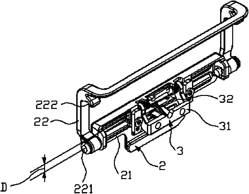 Electronic device taking hook structure as wireless signal transceiving antenna