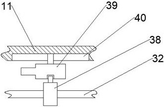 Oil absorption device capable of efficiently removing oil and swinging