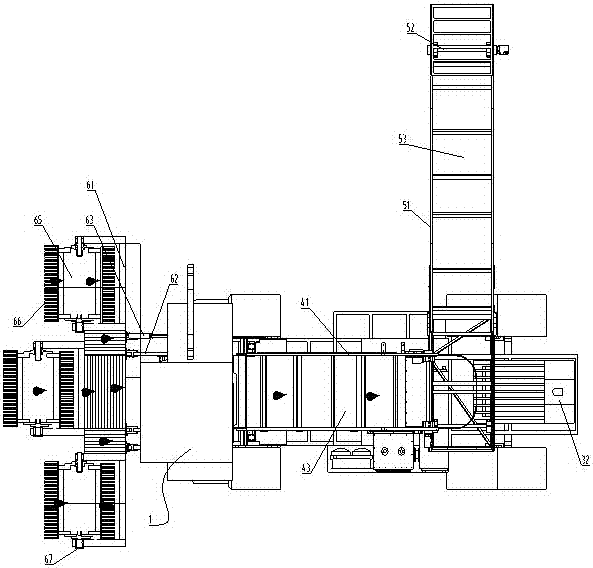 Revolving drum type beet transferring soil-removing machine