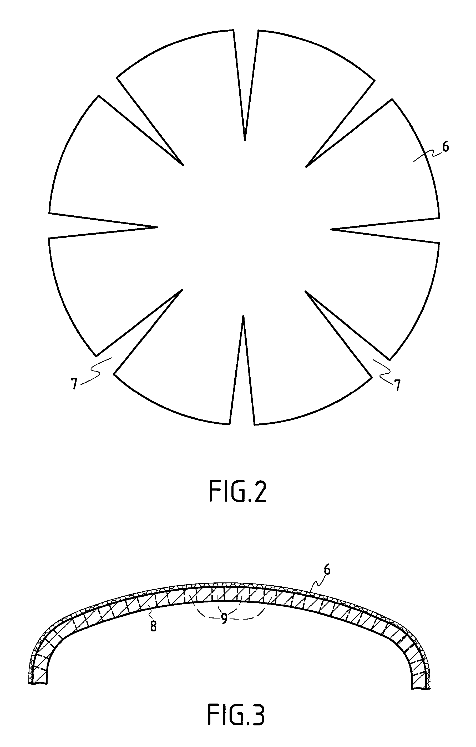 Protection for a carbon material, in particular C/C composite, bowl that is to receive a crucible, such as a silica crucible for drawing silicon