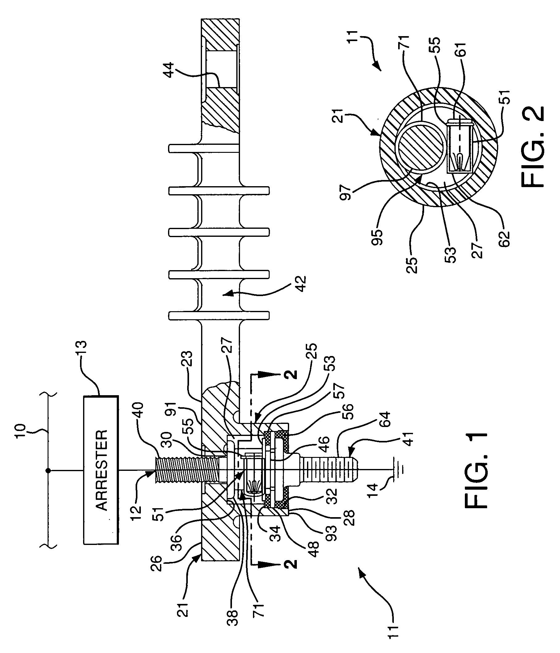 Arrester Disconnector Assembly Minimizing Explosive Separation