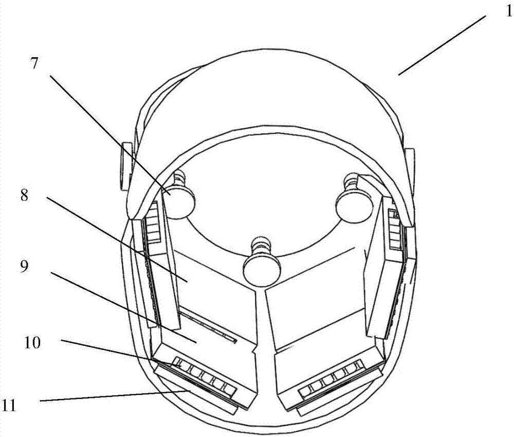 Therapeutic device and therapeutic equipment including therapeutic device