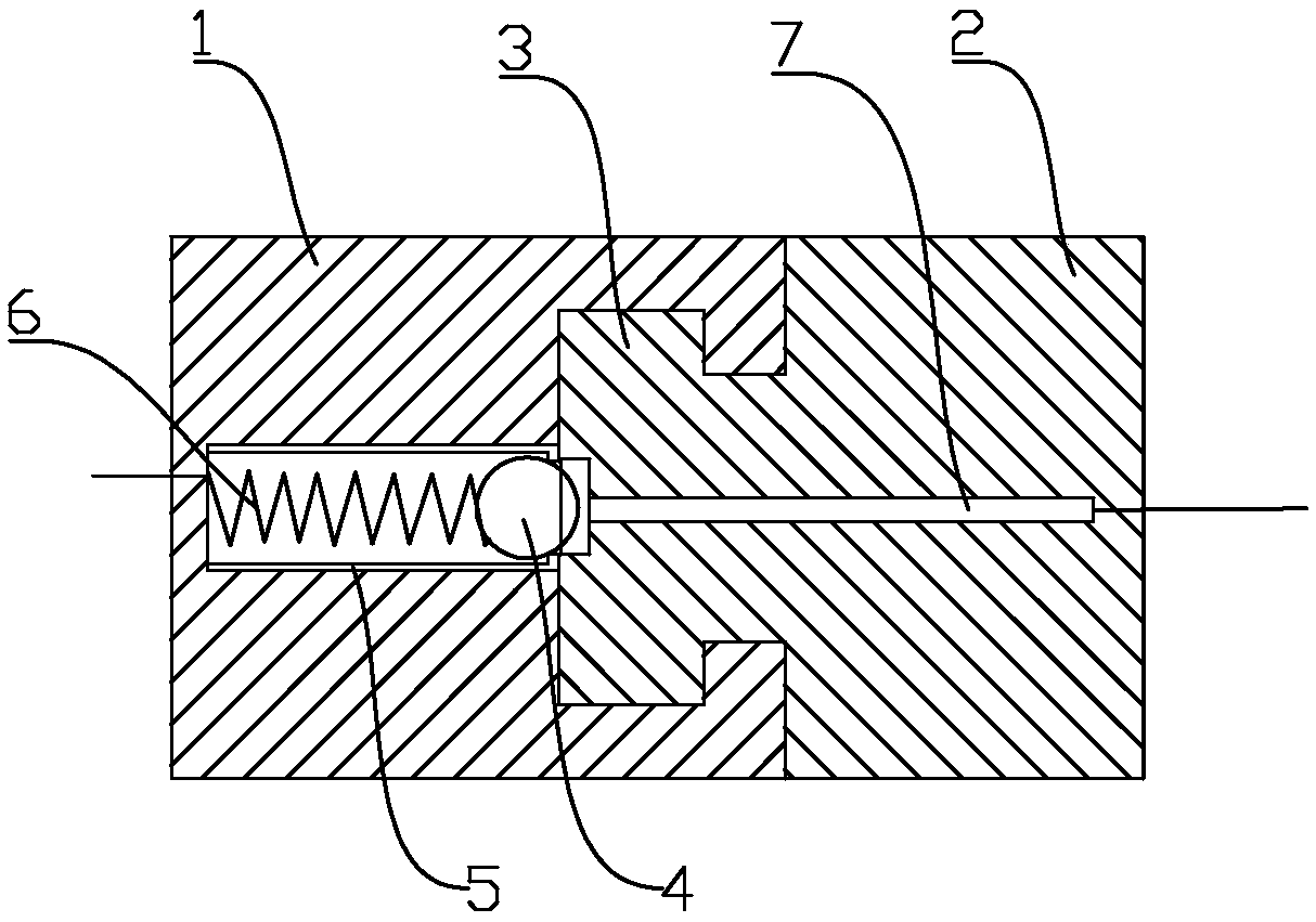 A splicing assembly and a lamp