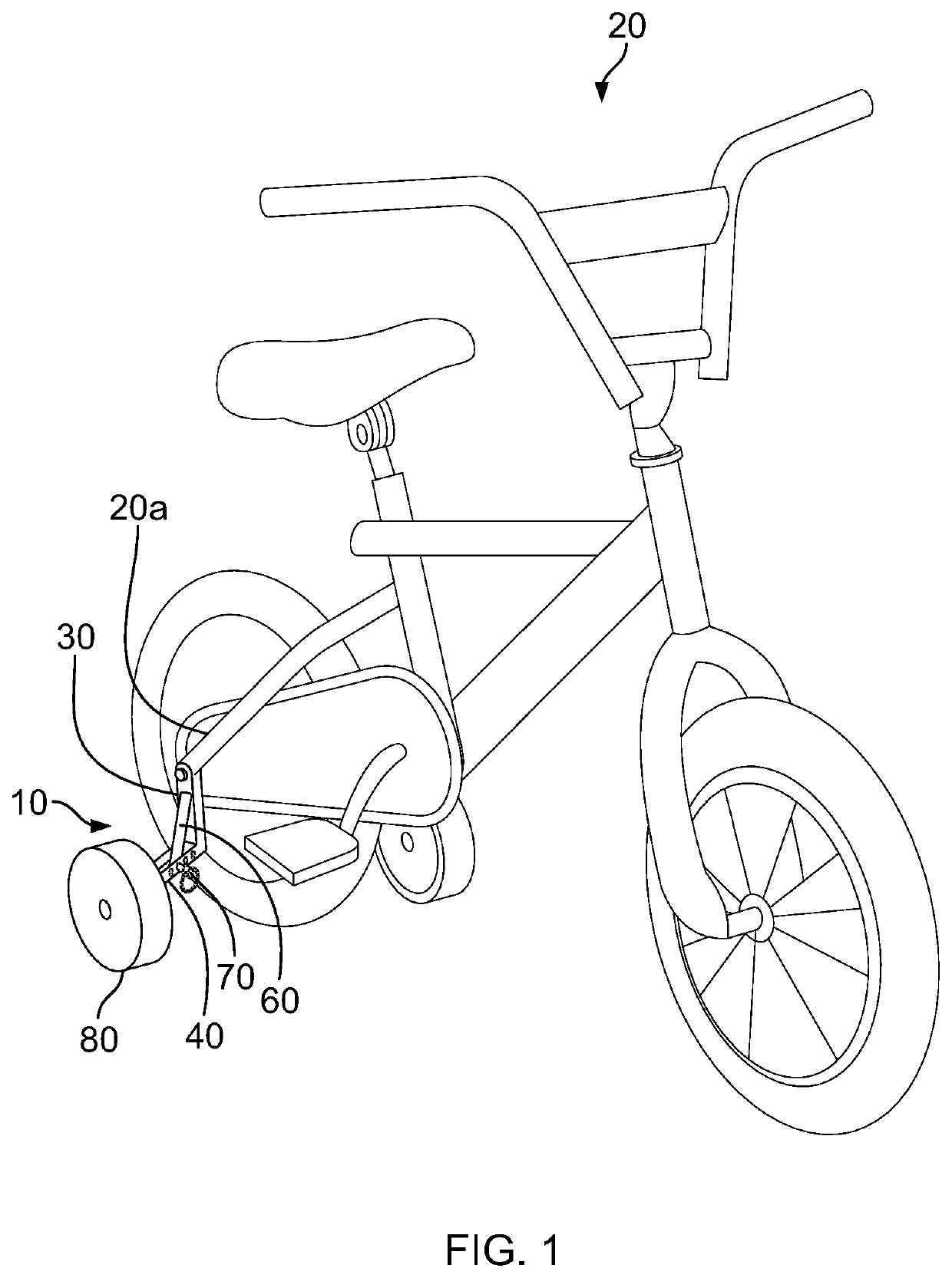 Support wheel adjustment mechanism for a bicycle