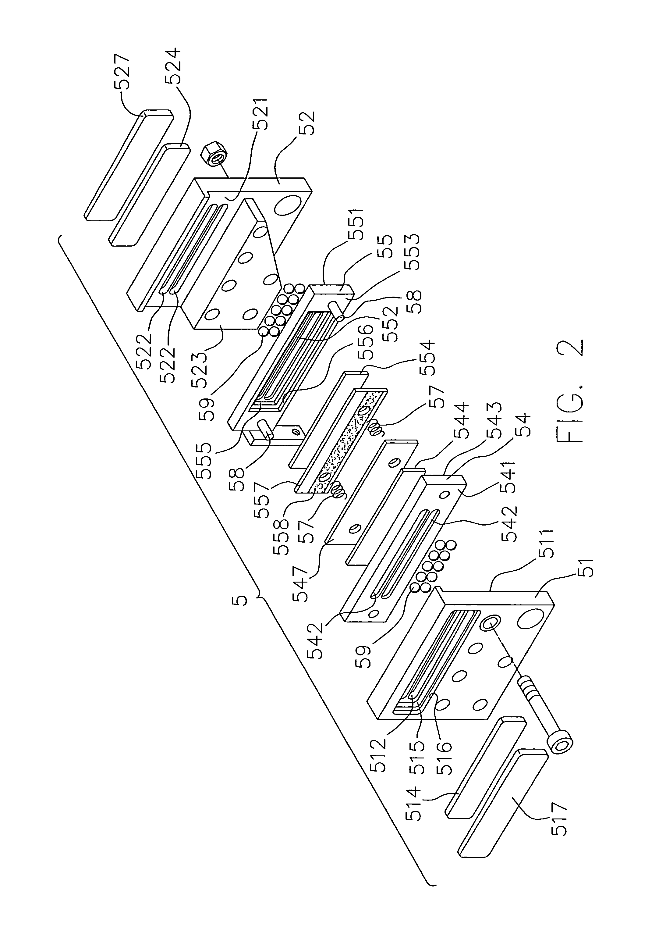 String pulling head structure of a racket stringer