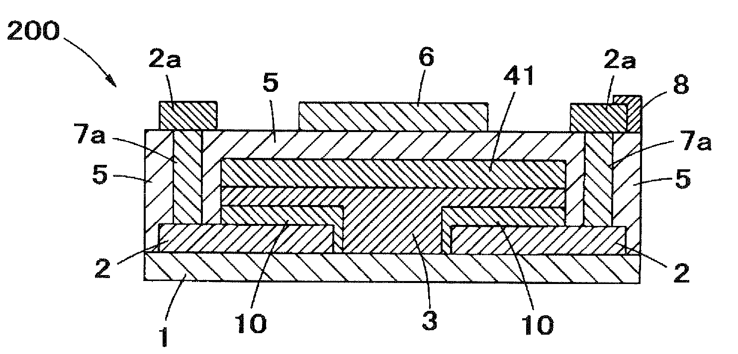 Manufacturing method of thin film transistor including low resistance conductive thin films