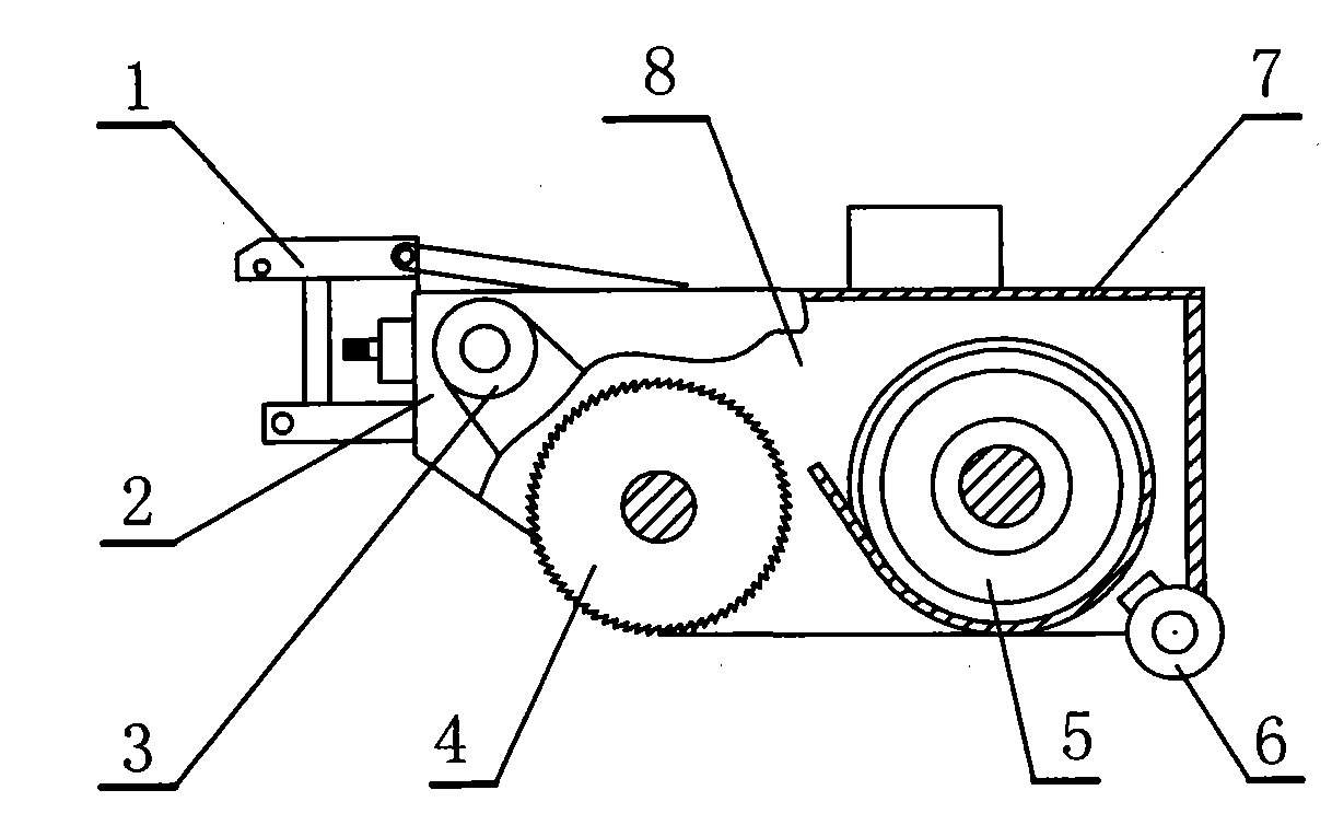 Straw cutting and recycling machine