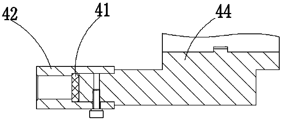 Welding nail feeding system