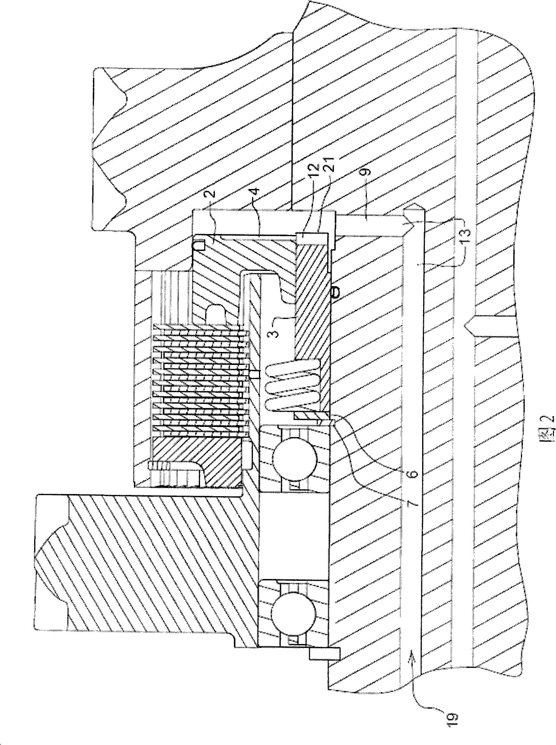 Powershift transmission clutch system with a predetermined running clearance