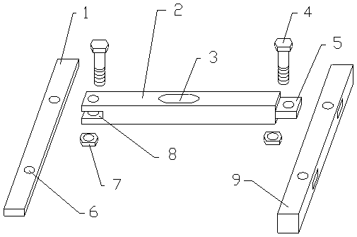 A capacitor connection assembly