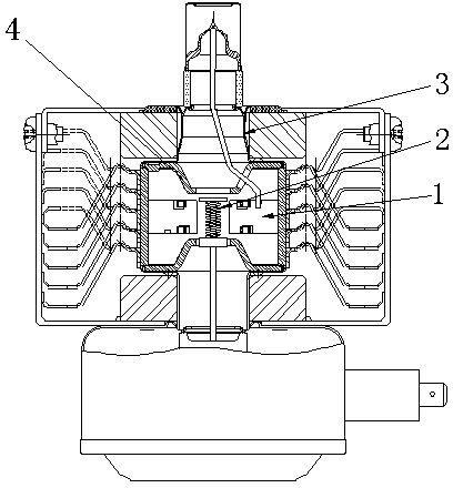 Magnetron with uniform field distribution